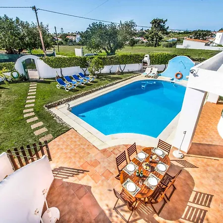 Gira Villa Albufeira