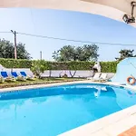 Gira Villa